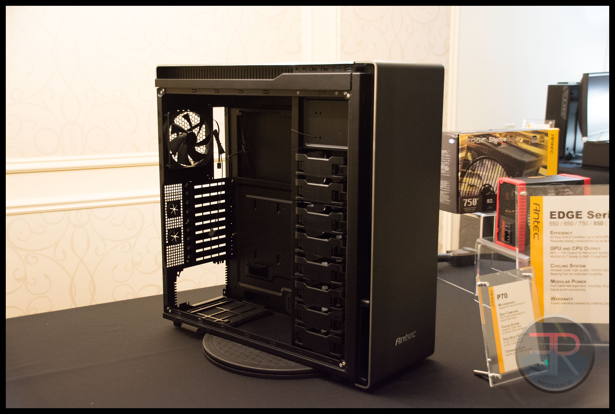 CES 2015 - Antec trying to go 