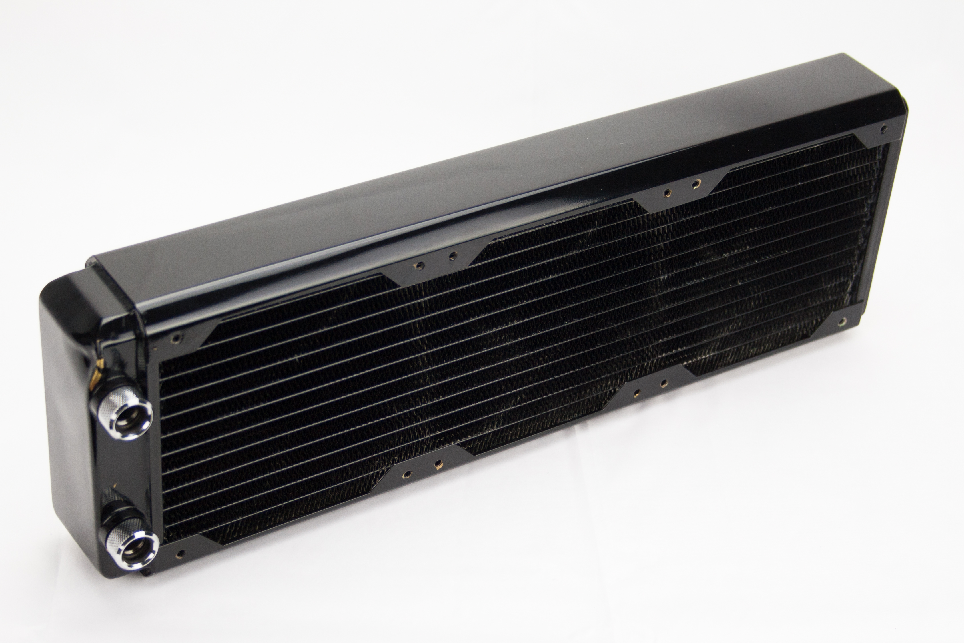 Hardware Labs Black Ice® GTX 360mm Radiator Review - Page 2 of 6 